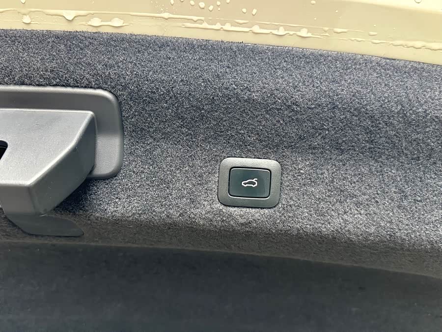 Xiaomi SU7 2024 4WD Max Founder Edition - zdjęcie 20
