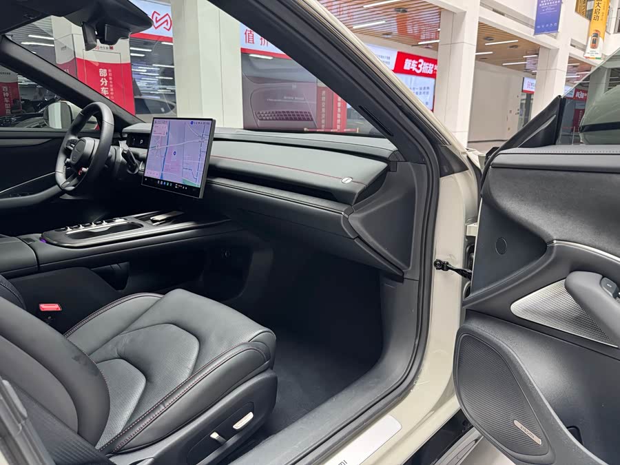 Xiaomi SU7 2024 4WD Ultra Long Range High-End Intelligent Driving Max - zdjęcie 14