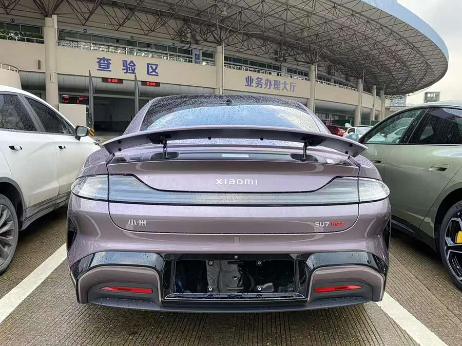 Xiaomi SU7 2024 4WD Ultra Long Range High-End Intelligent Driving Max - zdjęcie 18