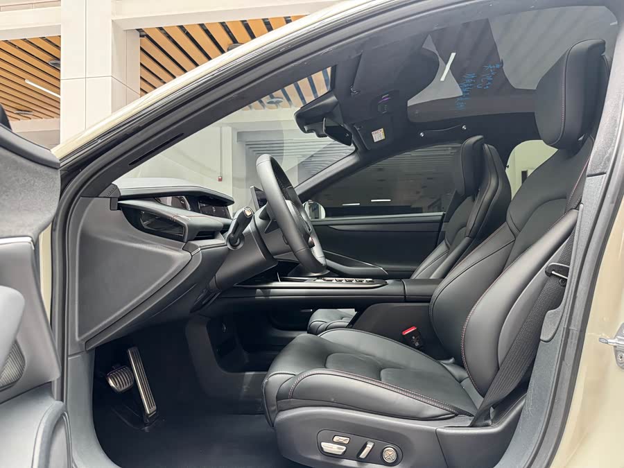 Xiaomi SU7 2024 4WD Ultra Long Range High-End Intelligent Driving Max - zdjęcie 10