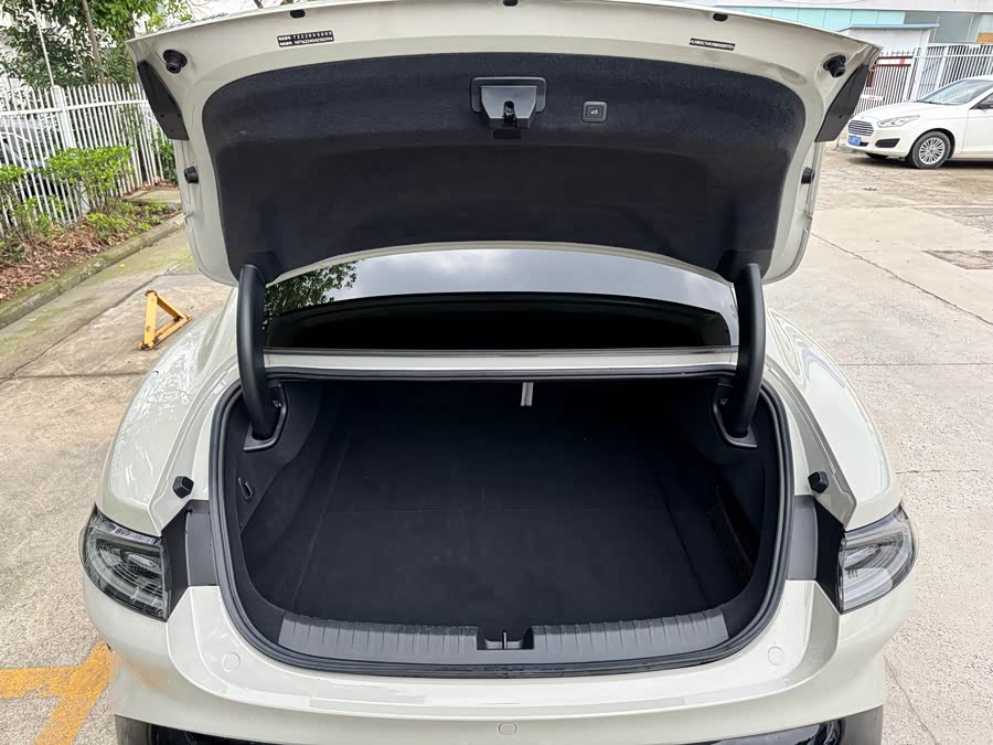 Xiaomi SU7 2024 Rear-Wheel Drive Long Range Intelligent Driving Version - zdjęcie 13