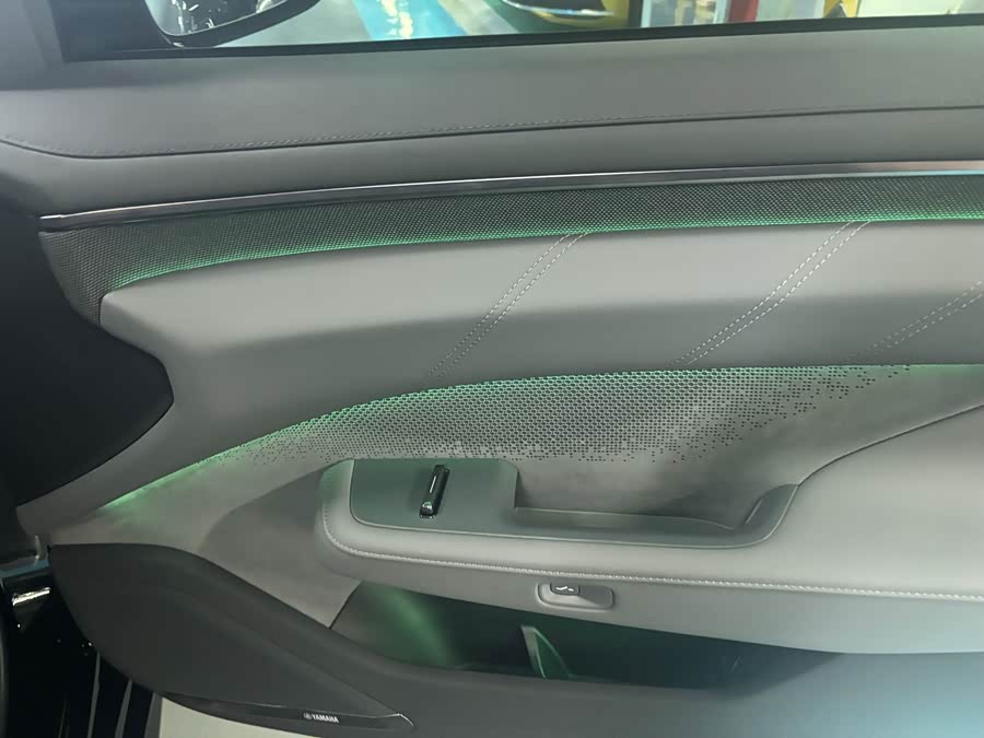 Zeekr 001 2025 WE 95kWh 4WD - zdjęcie 13