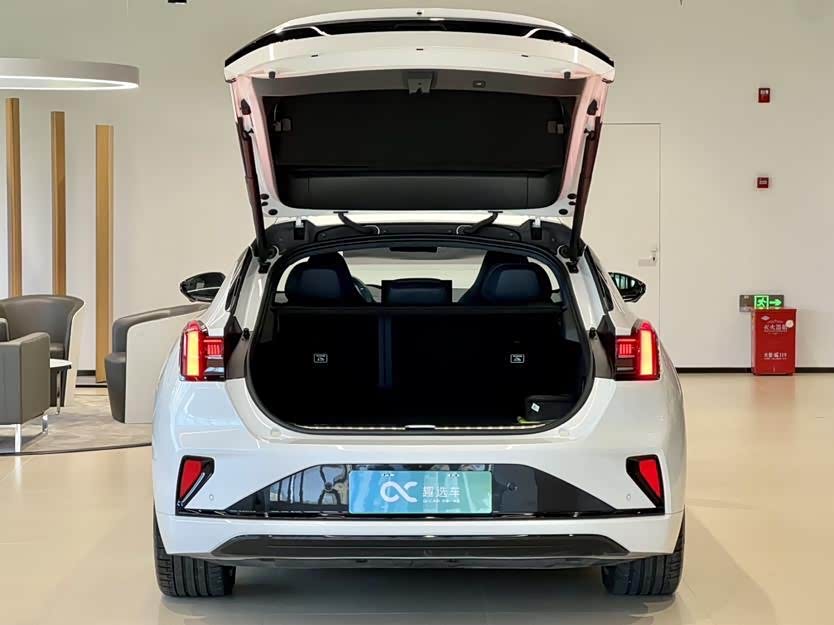 Zeekr 001 2025 YOU 100kWh 4WD - zdjęcie 16