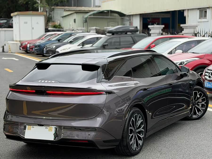Zeekr 007GT 2025 Long Range RWD Intelligent Driving Version 100kWh - zdjęcie 9