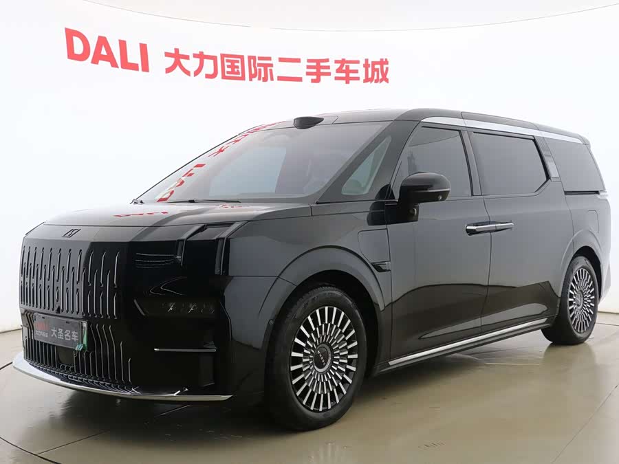 Zeekr 009 2024 6-Seater Executive 4WD 108kWh