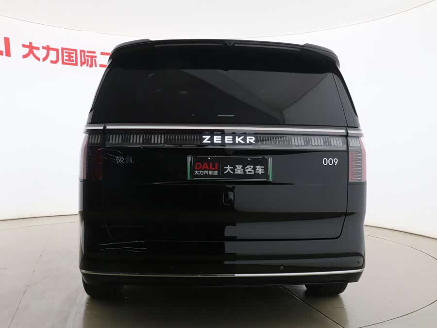 Zeekr 009 2024 6-Seater Executive 4WD 108kWh - zdjęcie 15