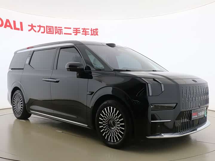 Zeekr 009 2024 6-Seater Executive 4WD 108kWh - zdjęcie 19