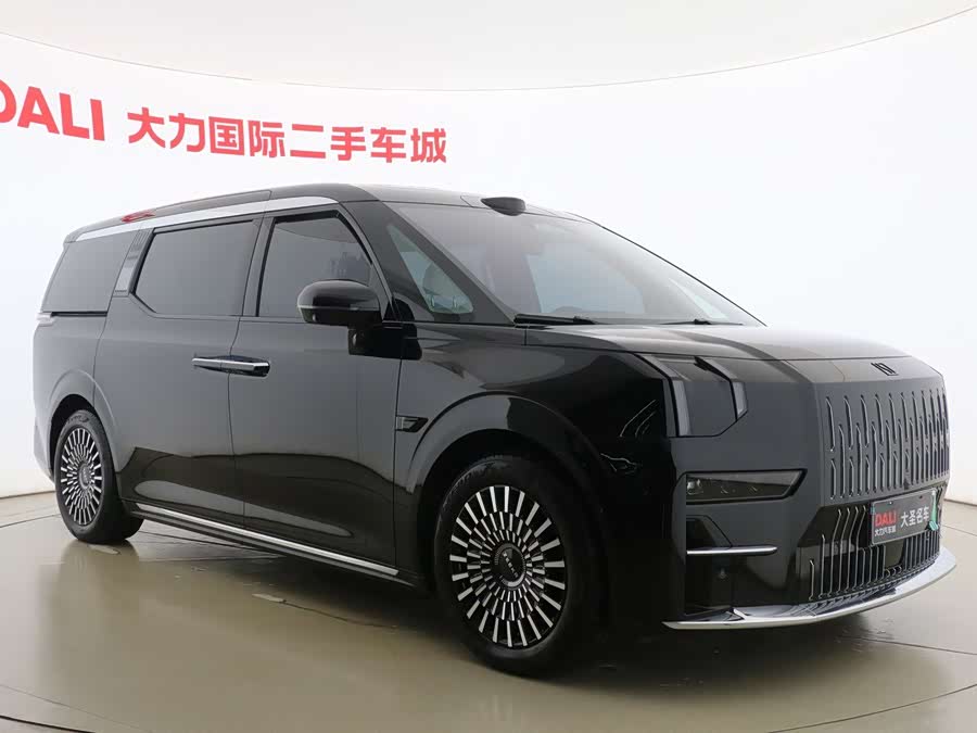Zeekr 009 2024 6-Seater Executive 4WD 108kWh - zdjęcie 3