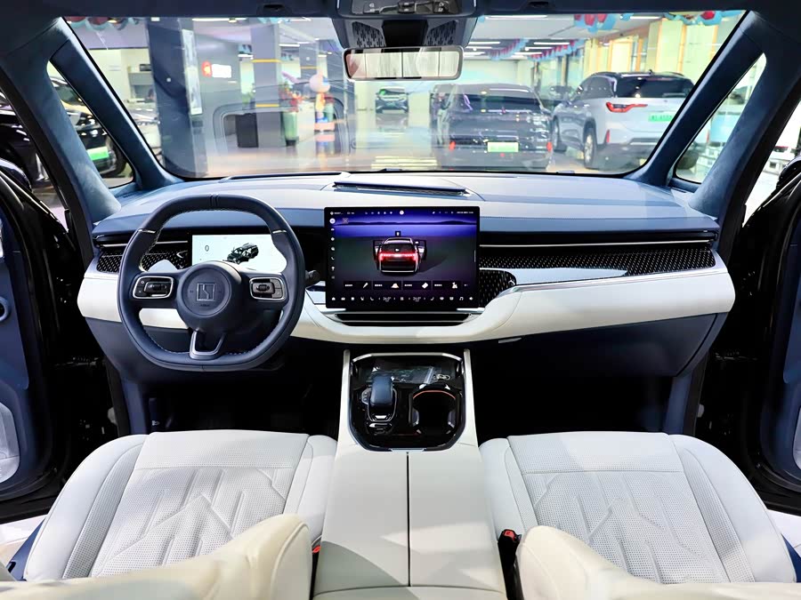 Zeekr 009 2024 7-Seater Corridor Version 4WD 108kWh - zdjęcie 13