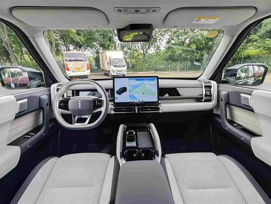iCAR 03 2024 Model 501km Four-Wheel Drive Long Range Advanced Version - zdjęcie 12