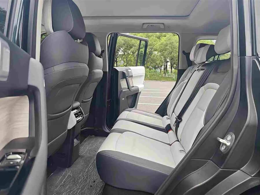 iCAR 03 2024 Model 501km Four-Wheel Drive Long Range Advanced Version - zdjęcie 10