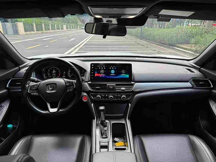 2022 260TURBO Premium - zdjęcie 17