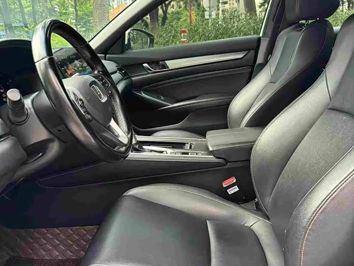 2022 260TURBO Premium - zdjęcie 19