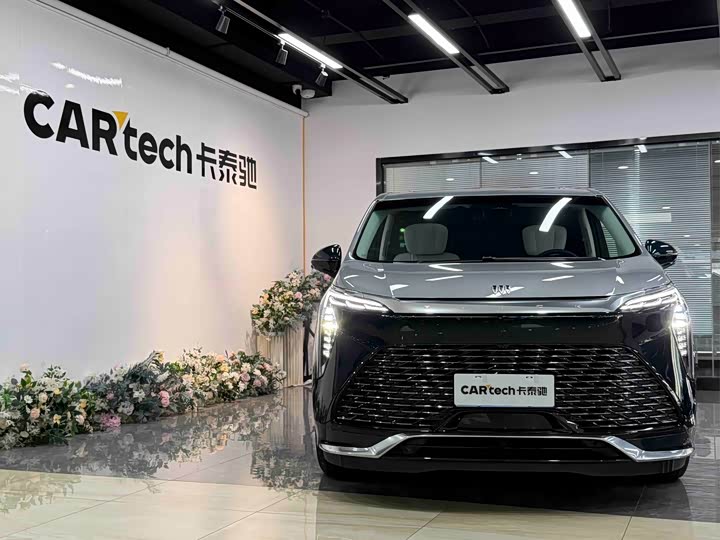 2023 2.0T 4-Seater Private Edition - zdjęcie 20