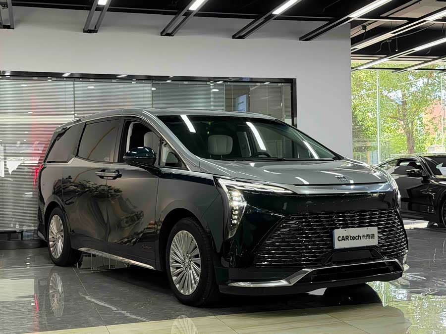 2023 2.0T 4-Seater Private Edition - zdjęcie 3