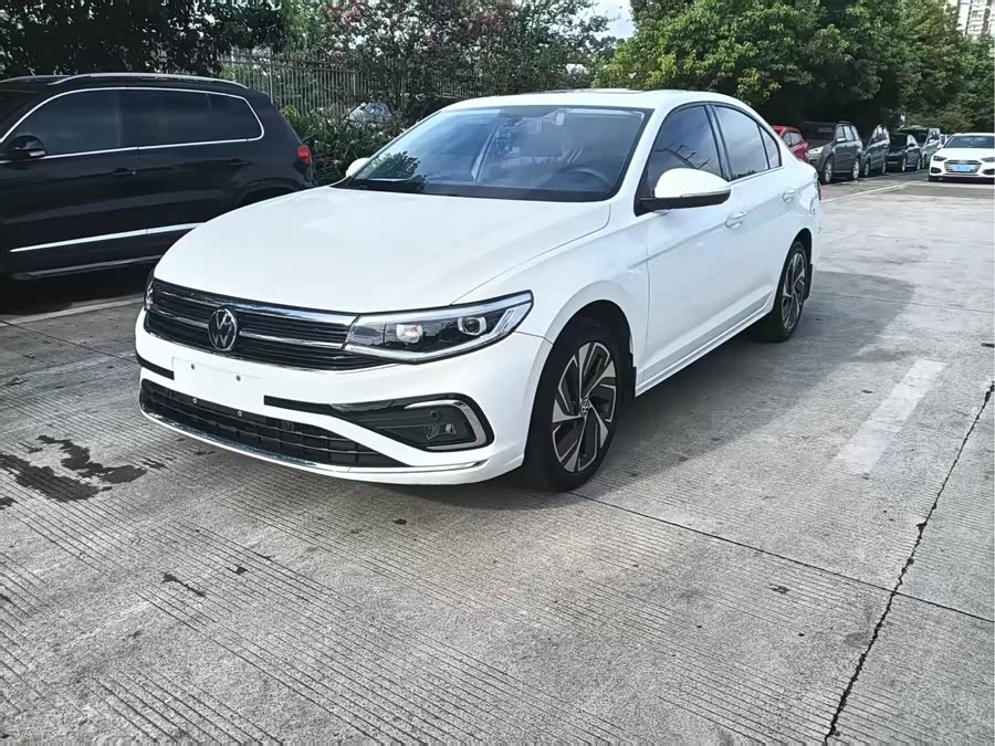 2023 Bora 200TSI DSG Comfort