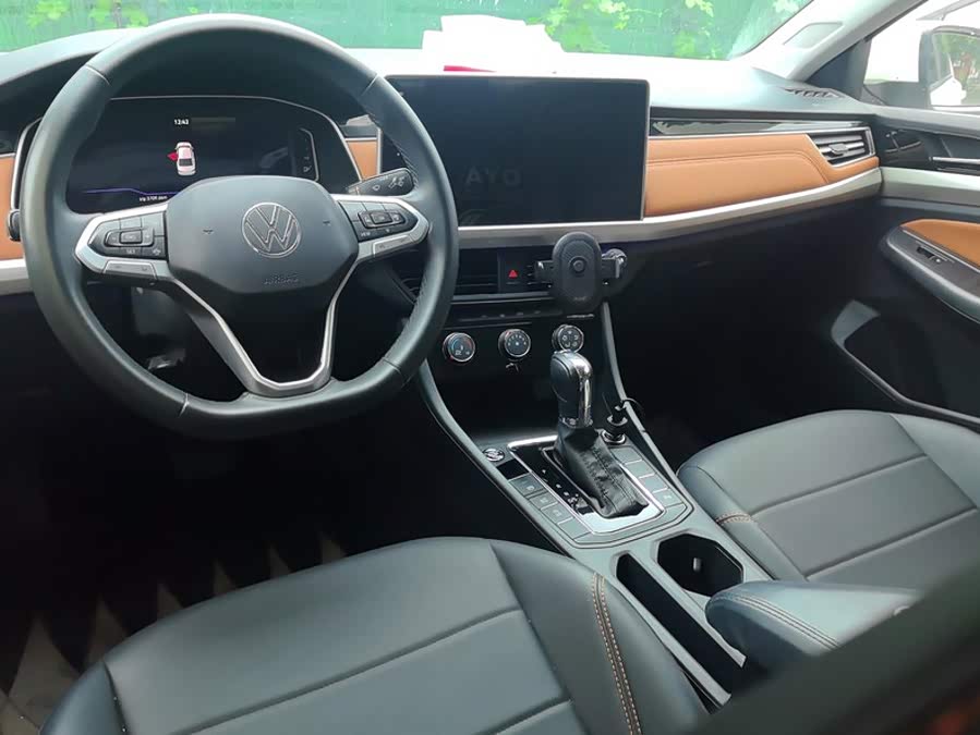 2023 Bora 200TSI DSG Joy Edition - zdjęcie 12