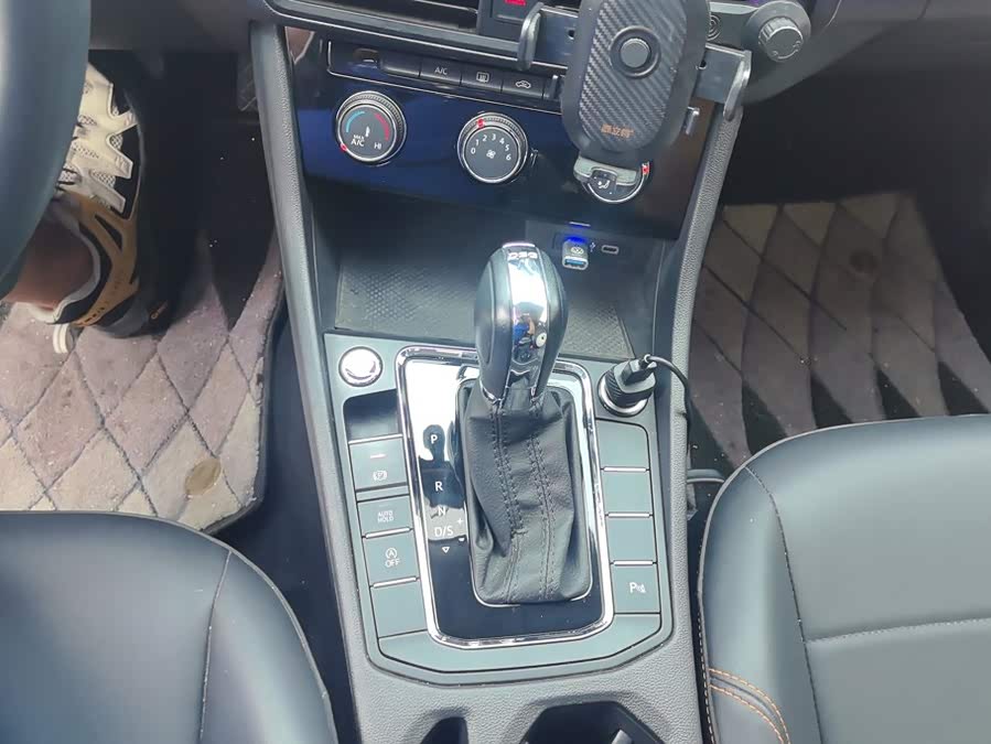 2023 Bora 200TSI DSG Joy Edition - zdjęcie 16
