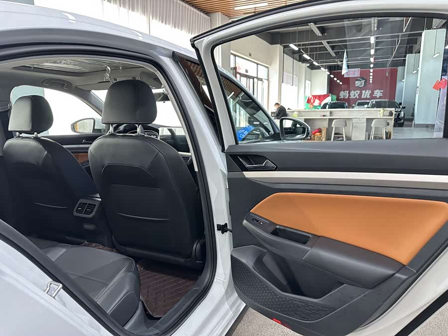 2023 Bora 200TSI DSG Joy Pro Edition - zdjęcie 13
