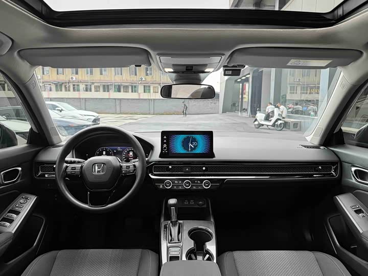 2023 Model 240 TURBO CVT Technology Edition - zdjęcie 14