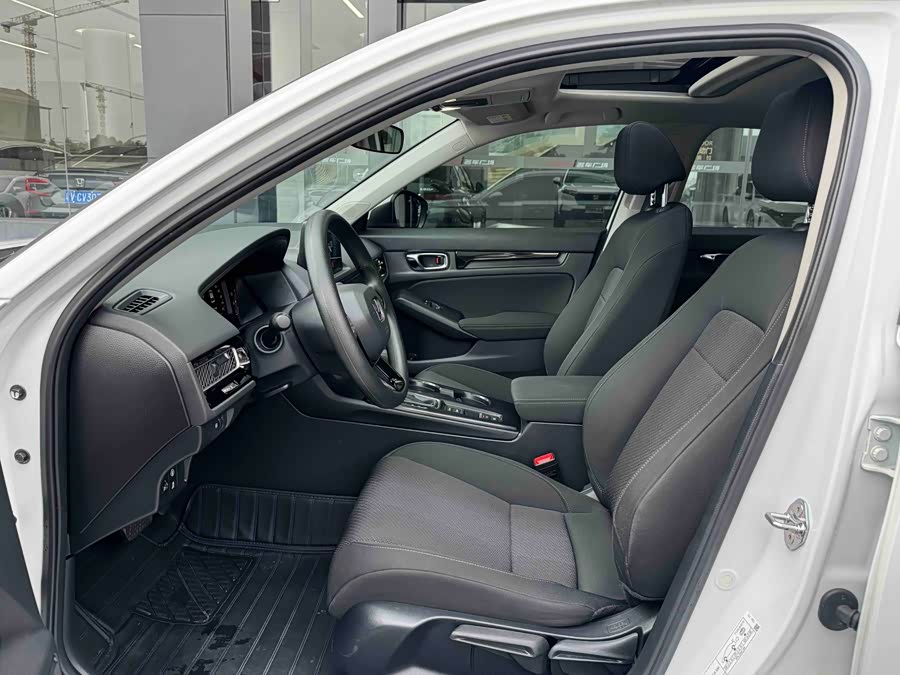 2023 Model 240 TURBO CVT Technology Edition - zdjęcie 4