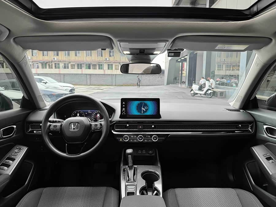 2023 Model 240 TURBO CVT Technology Edition - zdjęcie 5