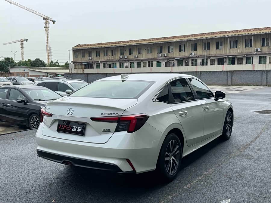 2023 Model 240 TURBO CVT Technology Edition - zdjęcie 9