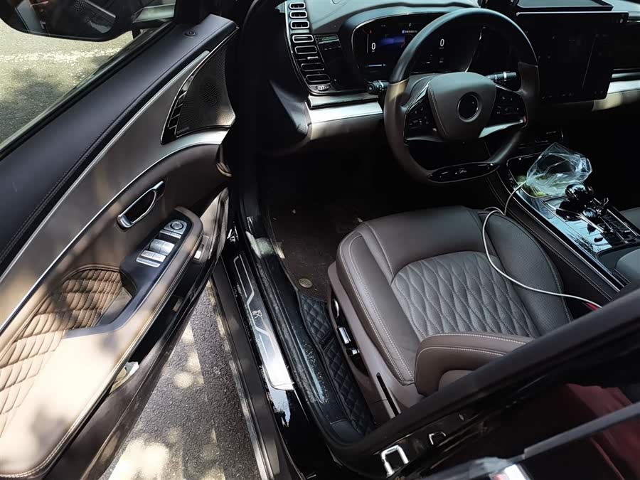 2024 DM-i Glory 121KM Luxury - zdjęcie 12