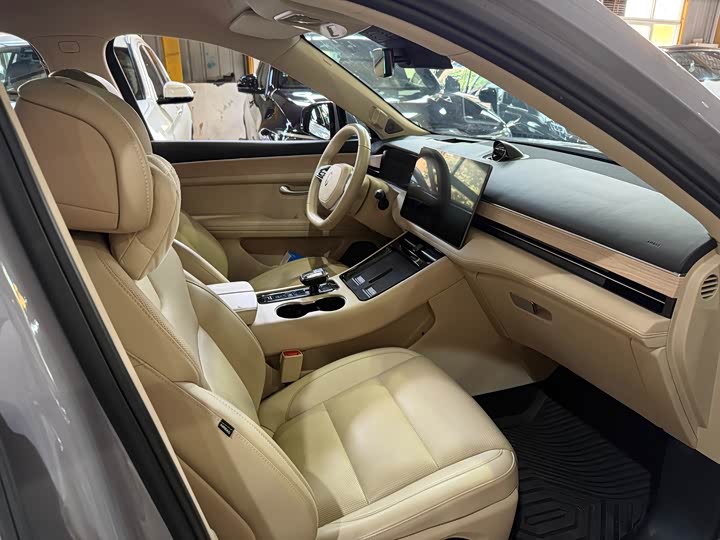 AITO M5 2024 Range Extender Max RS Four-Wheel Drive High-End Intelligent Driving Version - zdjęcie 15