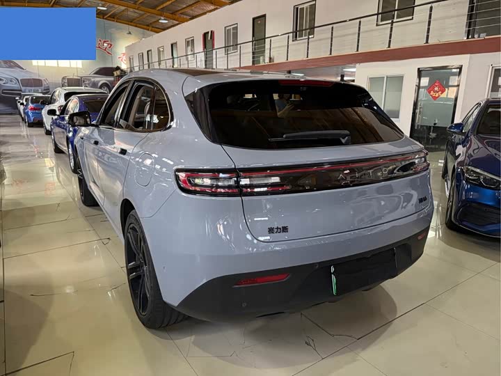 AITO M5 2024 Range Extender Max RS Four-Wheel Drive High-End Intelligent Driving Version - zdjęcie 18
