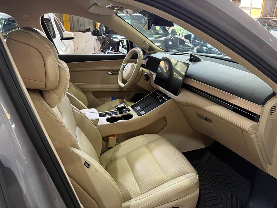 AITO M5 2024 Range Extender Max RS Four-Wheel Drive High-End Intelligent Driving Version - zdjęcie 6