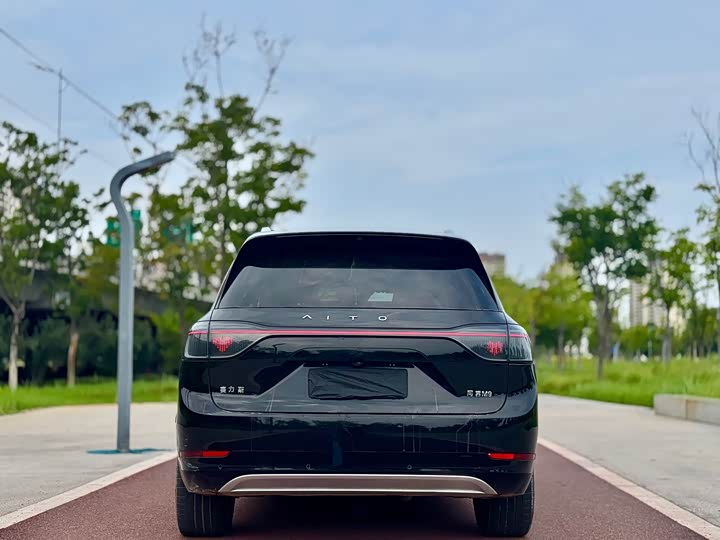 AITO M9 2024 Range Extender Max Version 42kWh 6-Seater - zdjęcie 18