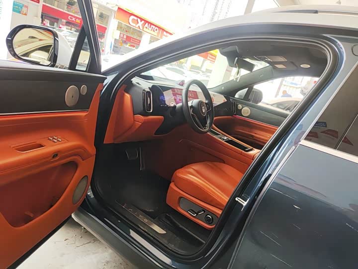 AITO M9 2024 Range Extender Max Version 42kWh 6-Seater - zdjęcie 7