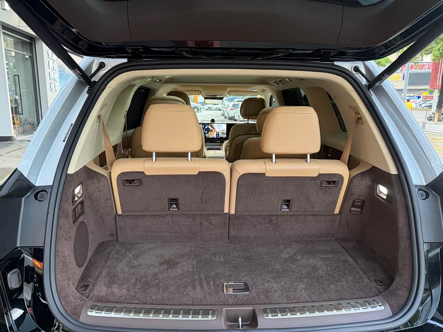 AITO M9 2025 Range Extender Ultra Version 52kWh 6-Seater (192-Line Laser Radar) - zdjęcie 11
