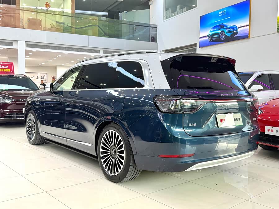 AITO M9 2025 Range Extender Ultra Version 52kWh 6-Seater (192-Line Laser Radar) - zdjęcie 20