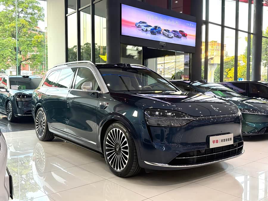 AITO M9 2025 Range Extender Ultra Version 52kWh 6-Seater (192-Line Laser Radar) - zdjęcie 3