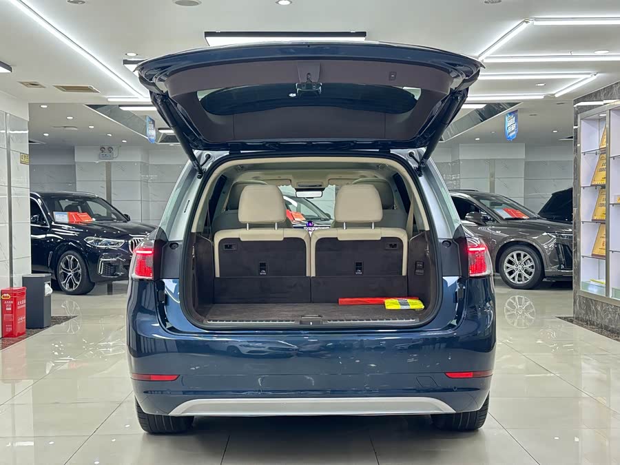 AITO M9 2025 Range Extender Ultra Version 52kWh 6-Seater (192-Line Laser Radar) - zdjęcie 7