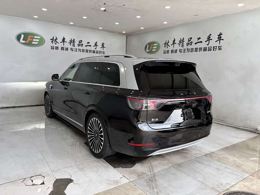 AITO M9 2025 Range Extender Ultra Version 52kWh 6-Seater (192-Line Laser Radar) - zdjęcie 7