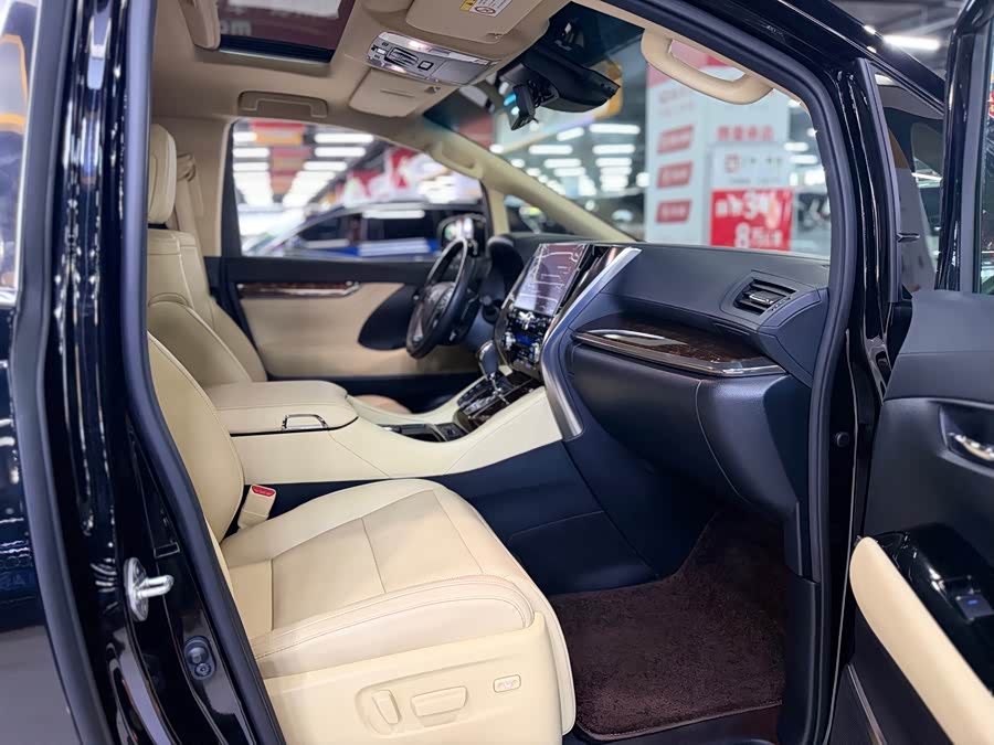 Alphard 2021 2.5L Luxury - zdjęcie 12