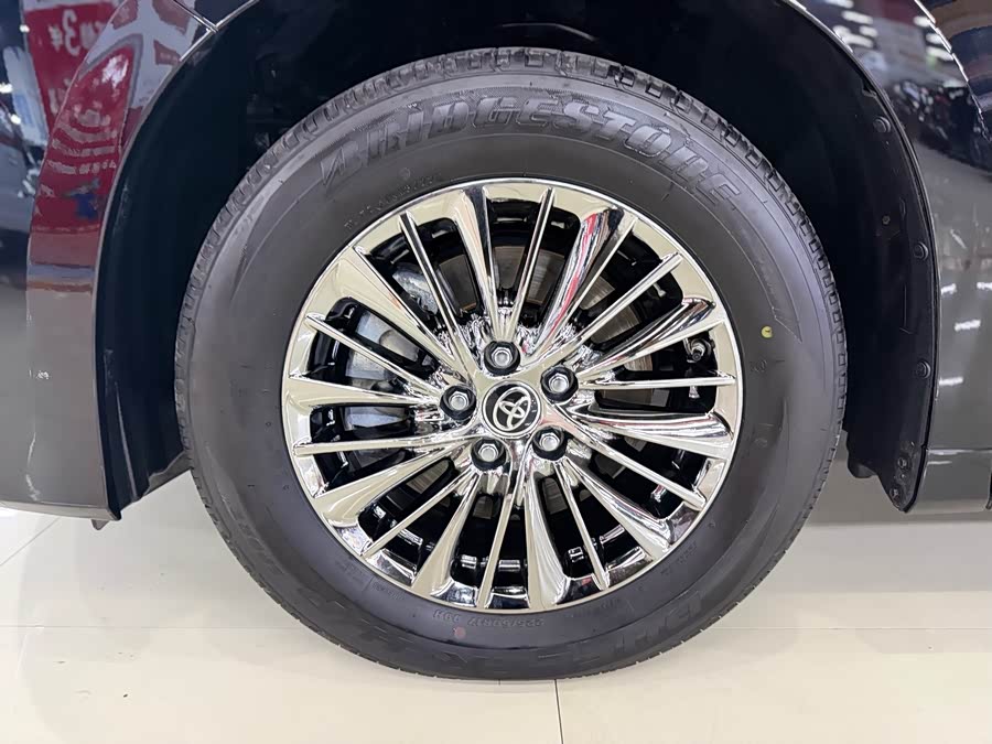 Alphard 2021 2.5L Luxury - zdjęcie 5
