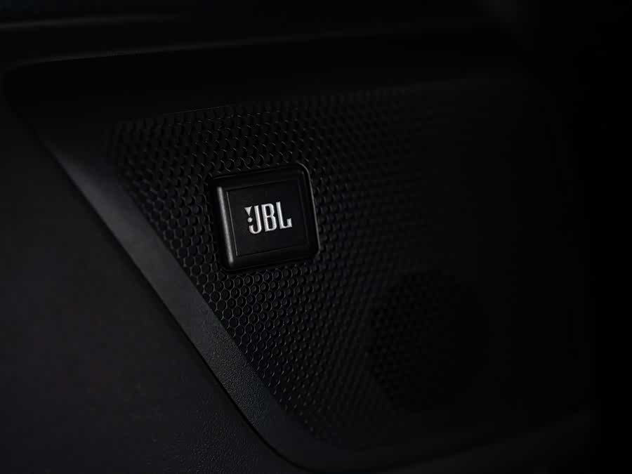 Alphard 2021 Dual Engine 2.5L Premium Edition - zdjęcie 11