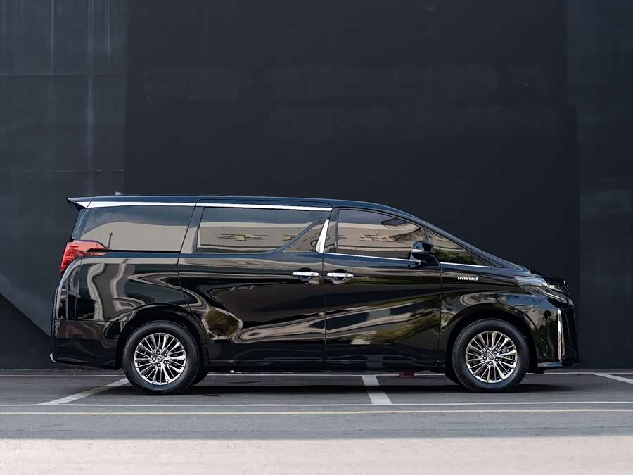 Alphard 2021 Dual Engine 2.5L Premium Edition - zdjęcie 4