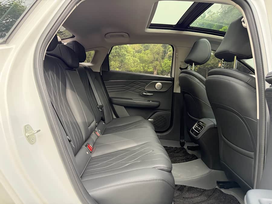 Ariya 8 PRO 2025 1.6T DCT Comfort - zdjęcie 12