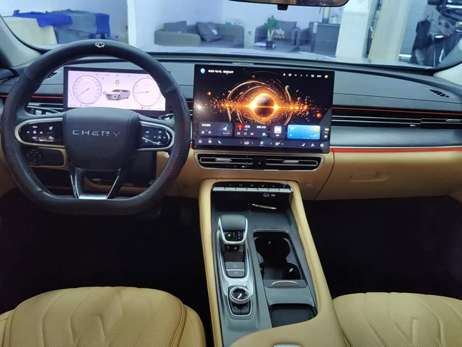 Ariya 8 PRO 2025 1.6T DCT Luxury - zdjęcie 12
