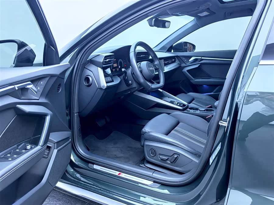 Audi A3 2022 A3L Limousine 35 TFSI Fashion Sport - zdjęcie 6