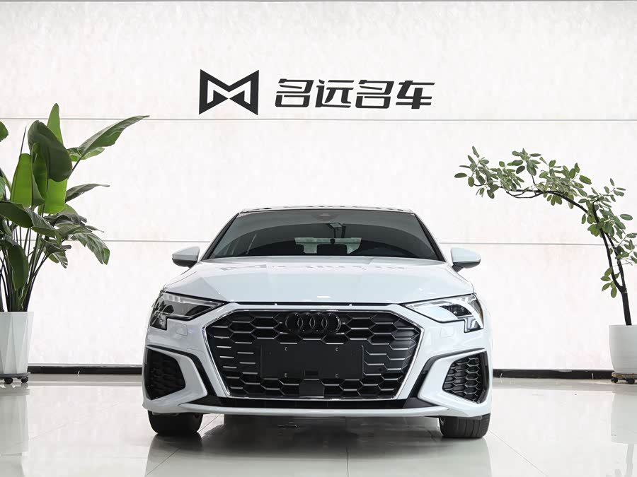 Audi A3 2023 A3L Limousine 35 TFSI Fashion Sport - zdjęcie 2