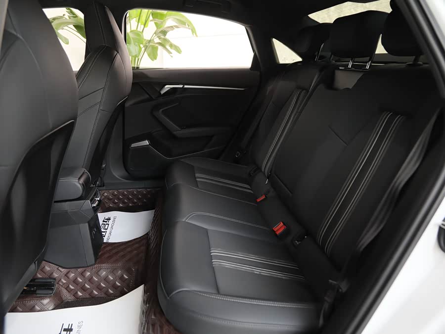 Audi A3 2023 A3L Limousine 35 TFSI Fashion Sport - zdjęcie 14