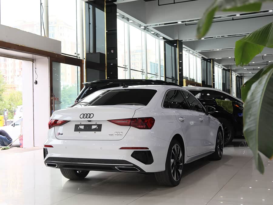 Audi A3 2023 A3L Limousine 35 TFSI Fashion Sport - zdjęcie 15