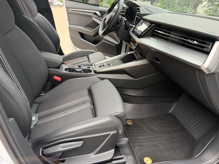 Audi A3 2023 A3L Limousine 35 TFSI Fashion Sport - zdjęcie 16