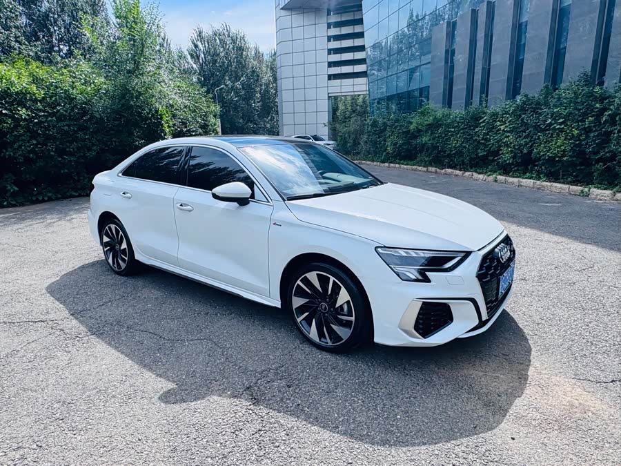 Audi A3 2023 A3L Limousine 35 TFSI Fashion Sport - zdjęcie 3